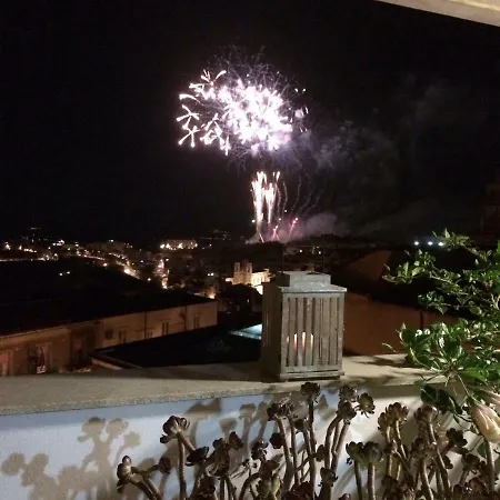 Bed & Breakfast Il Piccolo Attico Caltagirone