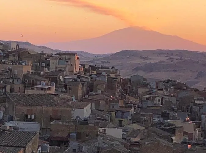 Oda ve Kahvaltı Il Piccolo Attico Caltagirone