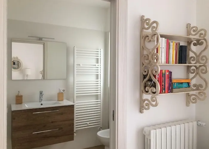 Il Piccolo Attico Oda ve Kahvaltı 4*